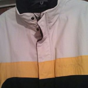 Jacket made by nautica very warm and like new