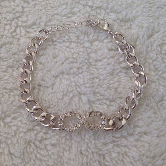 Silver Chain Rhinestone Infinity Bracelet - Picture 3 of 3