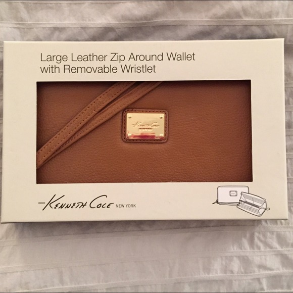 Kenneth Cole Leather Wallet Wristlet