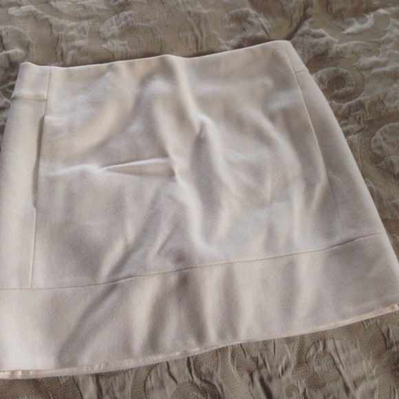 J. Crew Dresses & Skirts - Jcrew ivory wool mini skirt