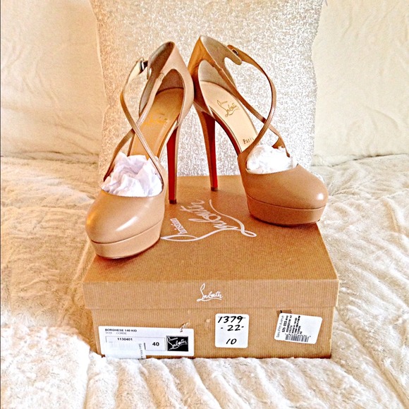 🌺SOLD🌺Christian Louboutin Borghese - Picture 2 of 4