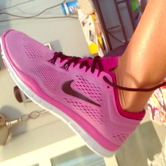 Nike Free Runs