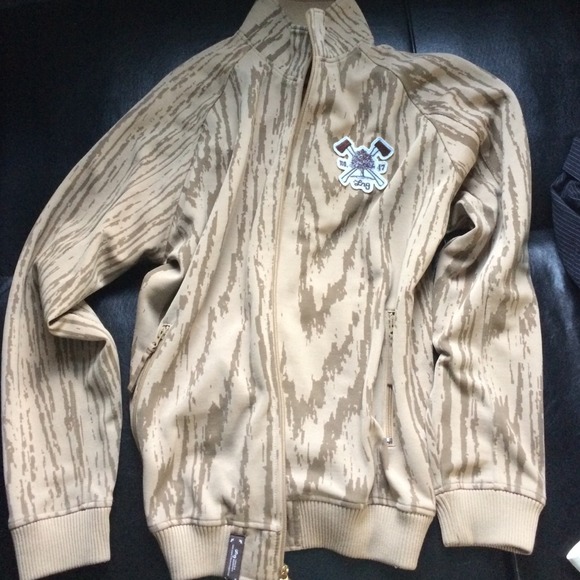 Lrg zippered fleece