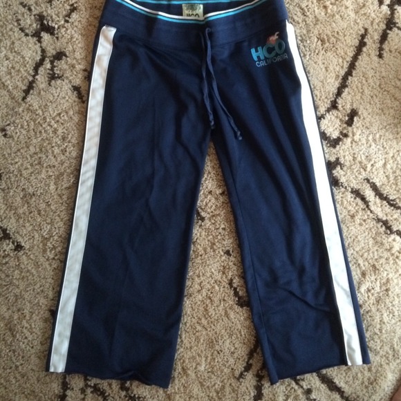 Hollister crop pants