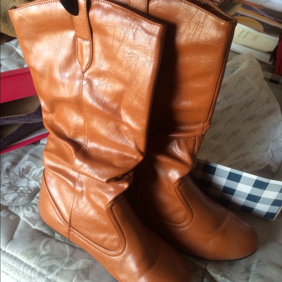Camel colored Boots