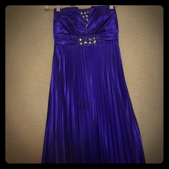 Prom dress.