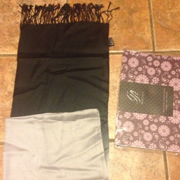 Grace Adele black and gray new