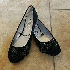 Madeline Stuart Black Flats ❤