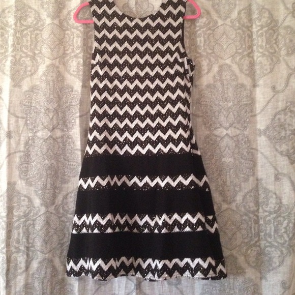 Short dress new without tags.