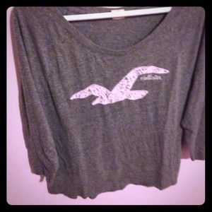 Gray hollister top