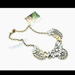Vintage gold tone and crystals necklace