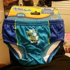 Reusable swim diaper