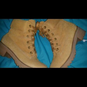 Lucky brand boots