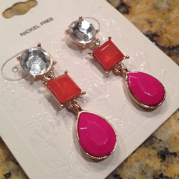 Jewelry - ✨Add on Item✨Pink & Orange Statement Earrings