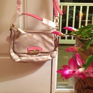 Very pretty Coach purse