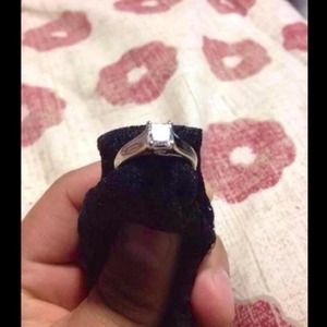14K White gold Princess cut 1.01 carat