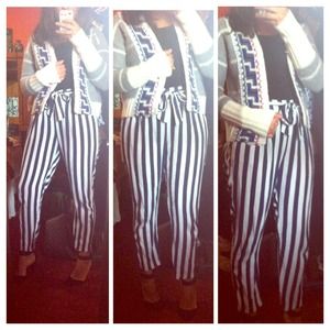 American Eagle size M Cardigan