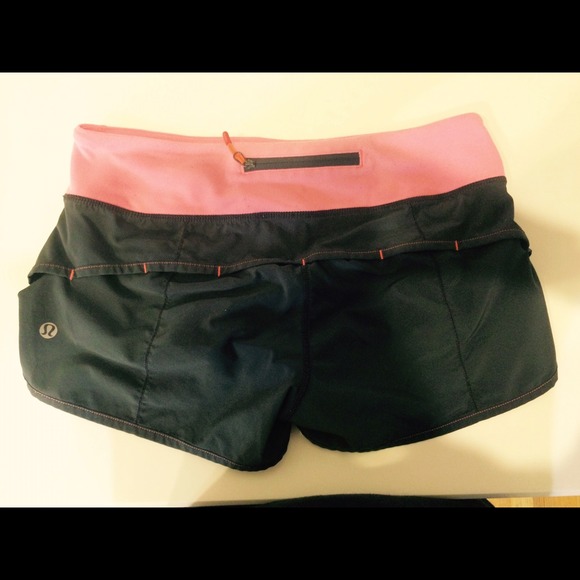 Pink and gray speed shorts - Picture 2 of 3