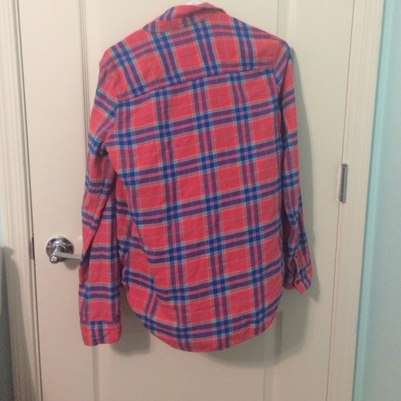 Plaid Hollister flannel - Picture 2 of 4