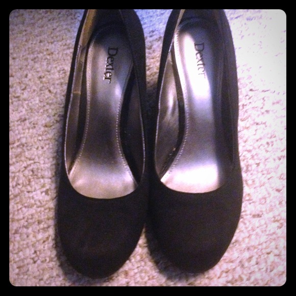 Black comfort wedge