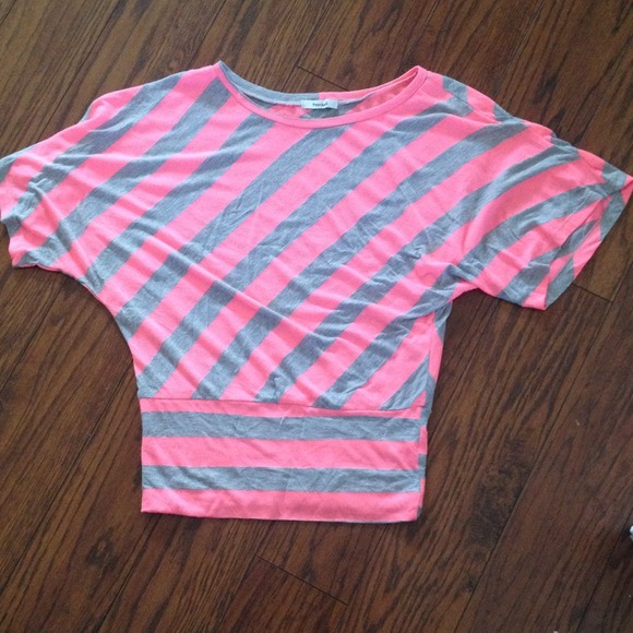 Hot pink & gray top