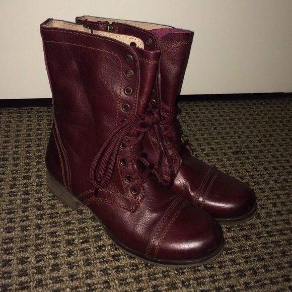 steve madden burgundy boots