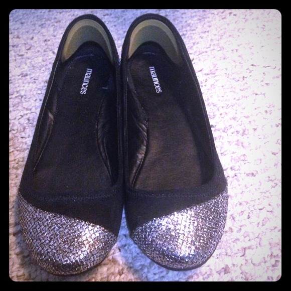 Black and silver flats