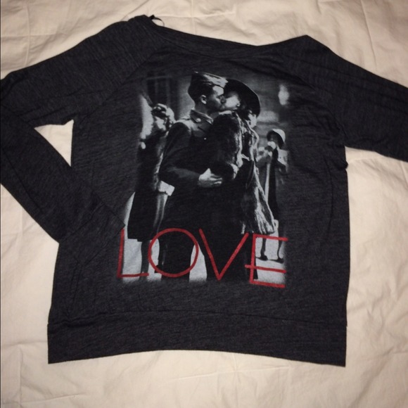 LOVE sweater 💝