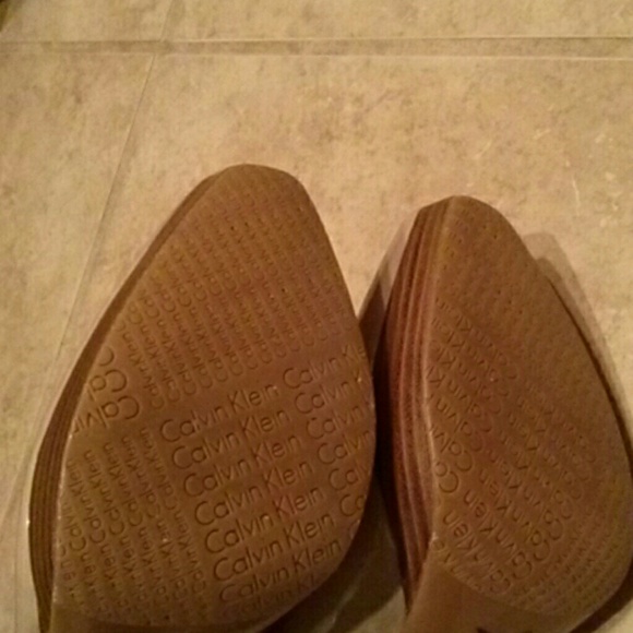 Calvin klein Shoes - New!!! - Picture 3 of 3