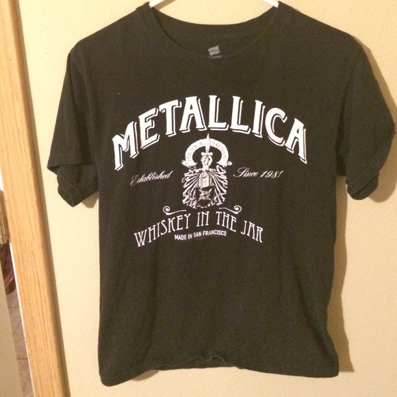 Metallica shirt