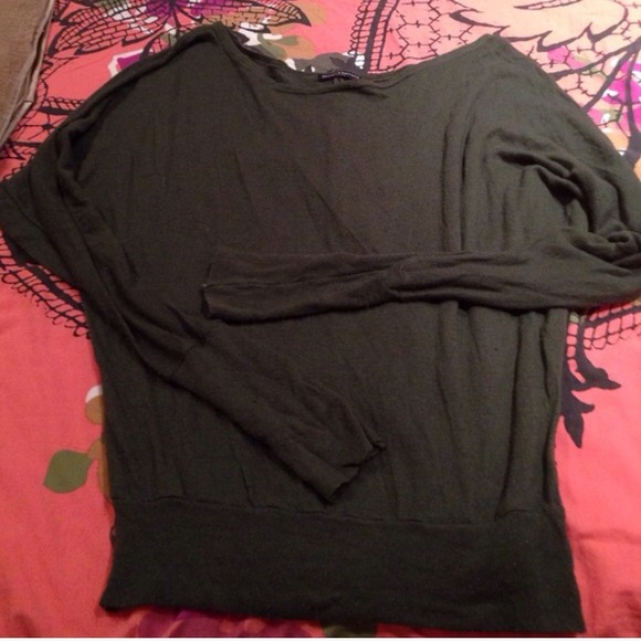 Brandy Melville off the shoulder sweater