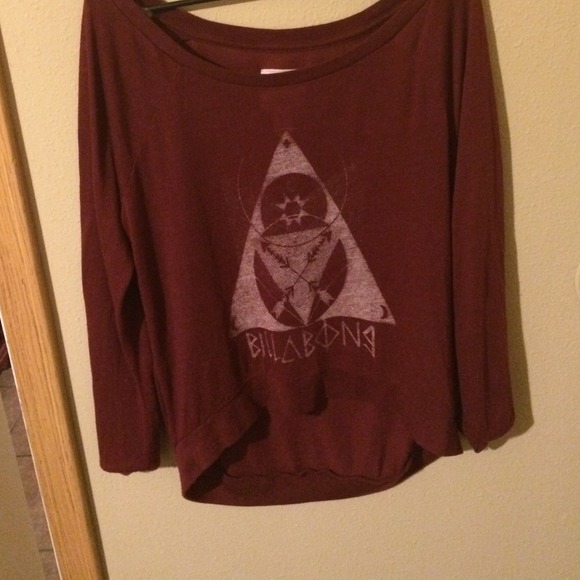 Billabong maroon shirt