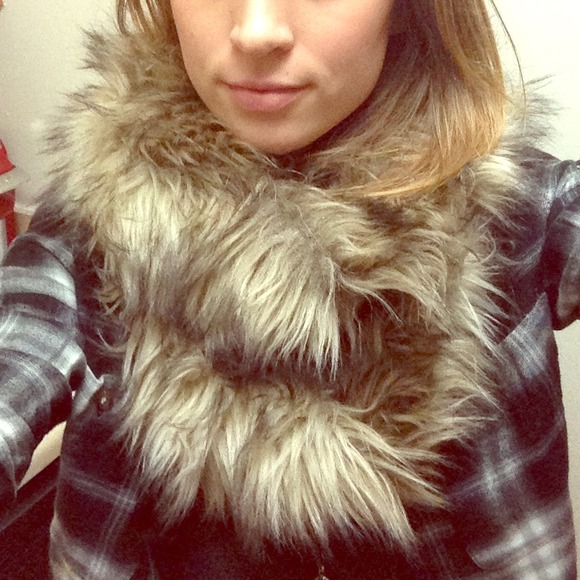 faux fur infinity scarf