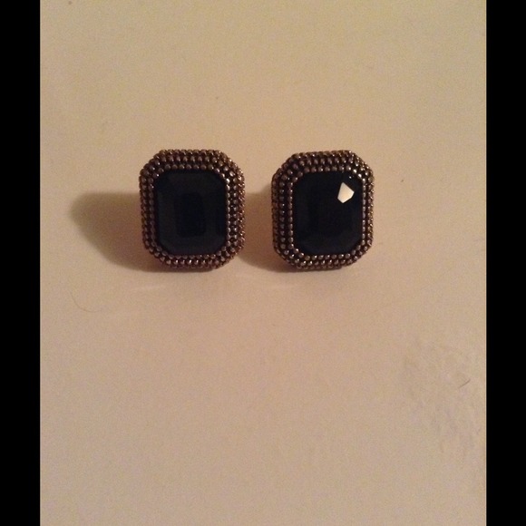 Black stone earrings