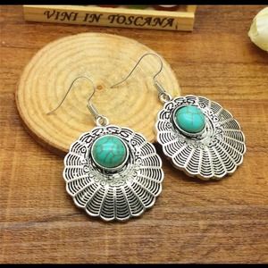 New cute turquoise earrings .