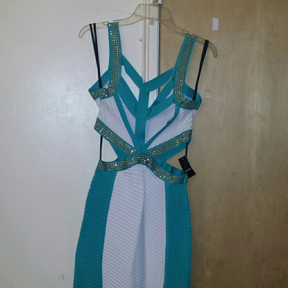 Bebe dress with cut outs - Picture 2 of 2