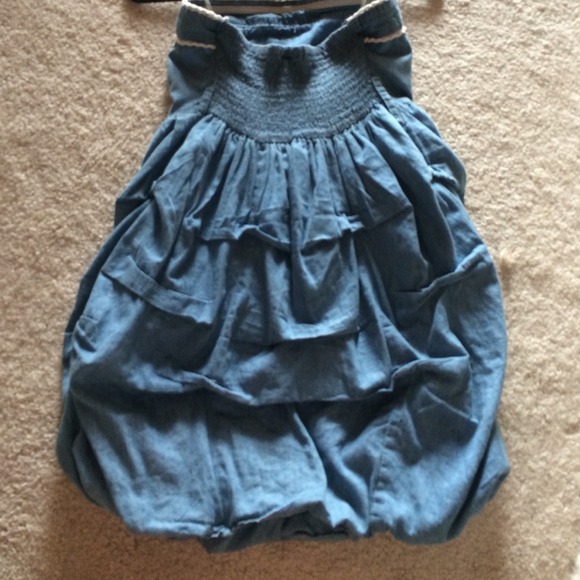 Simple denim style Ruffel dress - Picture 2 of 4