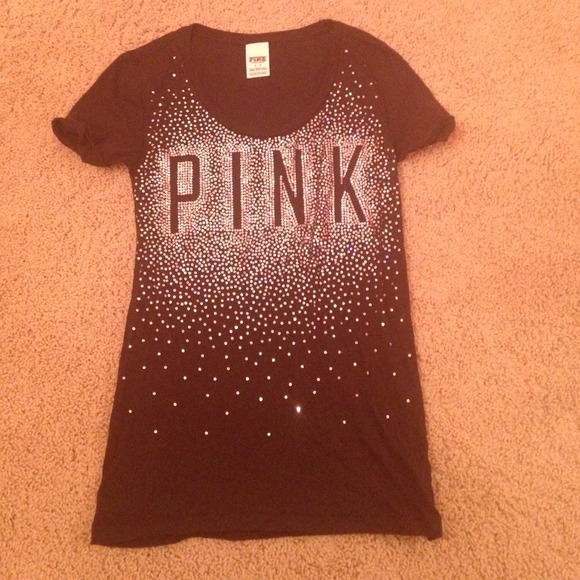 VS PINK tee