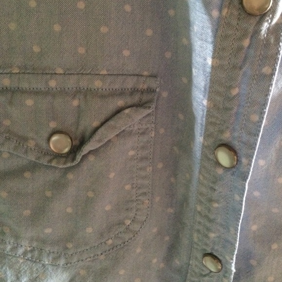 Great denim with light white dots. - Picture 3 of 5