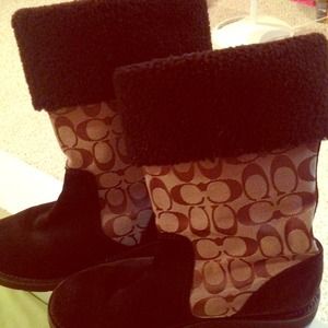 Authentic Coach winter boots