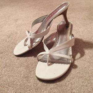 White size 8 heels