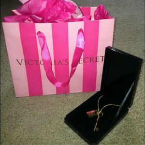 Victoria's Secret Key & Lock Necklace