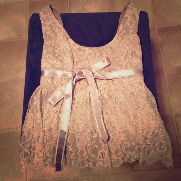 Delicate Anna Sui lace top!