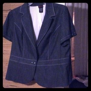 A blue blazer never worn from torrid