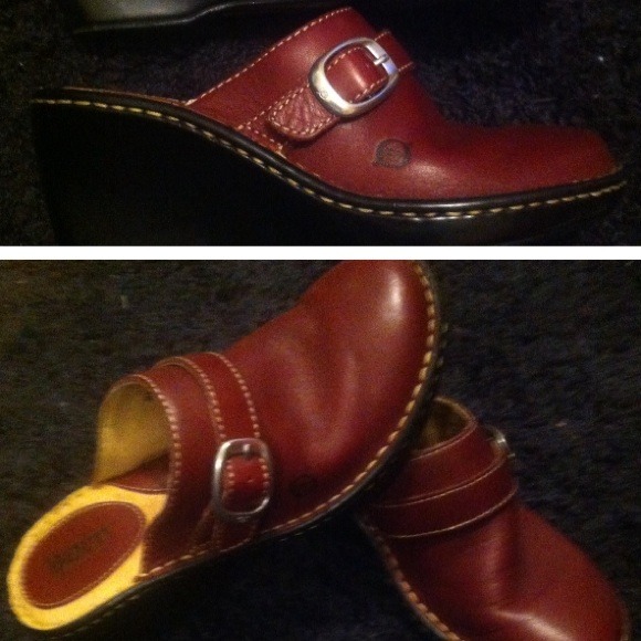 REDUCED MORE BORN✨ Leather Red Mules👣