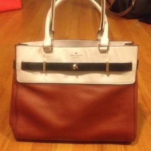 Kate Spade New York Handbag w/ lock closure