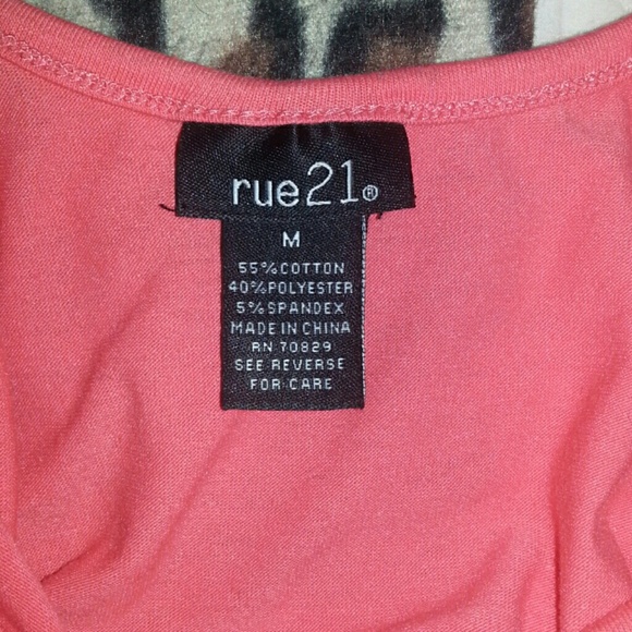 Dress - Picture 3 of 4