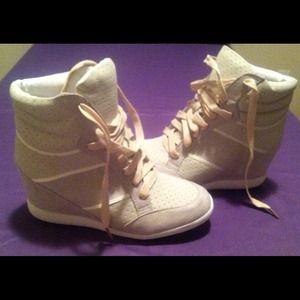 Bamboo Wedge Sneakers