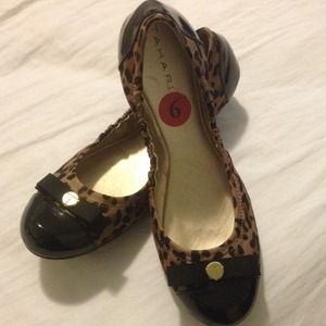 Leopard Flats