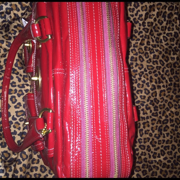 RED leather patent Satchel - Picture 4 of 4